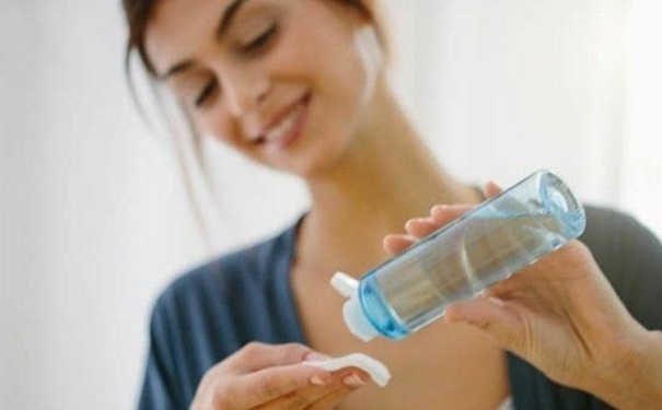 爽膚水怎么用?油性肌膚該怎樣挑選爽膚水？(1)
