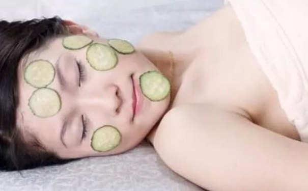 黃瓜敷臉可以去痘痘嗎？黃瓜敷臉去痘效果好嗎？(1)