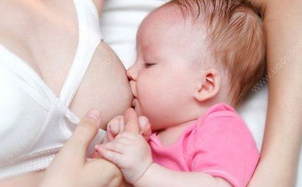 產(chǎn)后母乳喂養(yǎng)有什么姿勢(shì)？母乳喂養(yǎng)是否可以減肥？(1)
