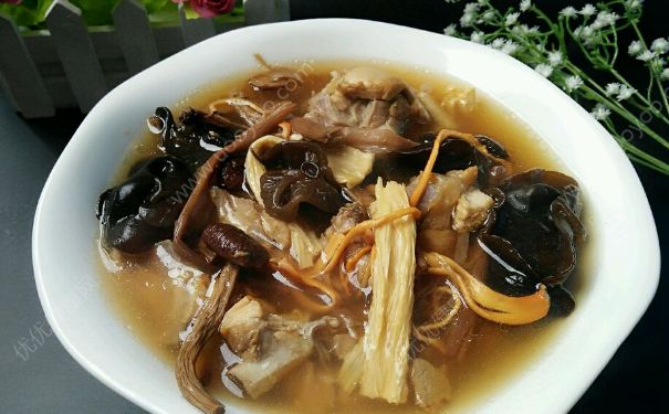 產(chǎn)后喝什么湯好？產(chǎn)后坐月子喝什么湯好？(3)