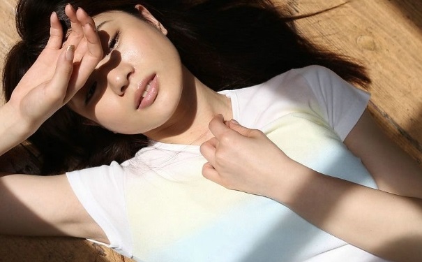女性哪些行為傷害乳房？女性傷害乳房的行為有哪些？(1)