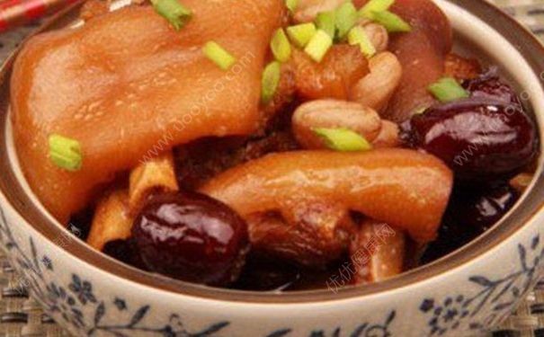 花生怎么吃豐胸效果明顯？經(jīng)常游泳可以豐胸嗎？(1)