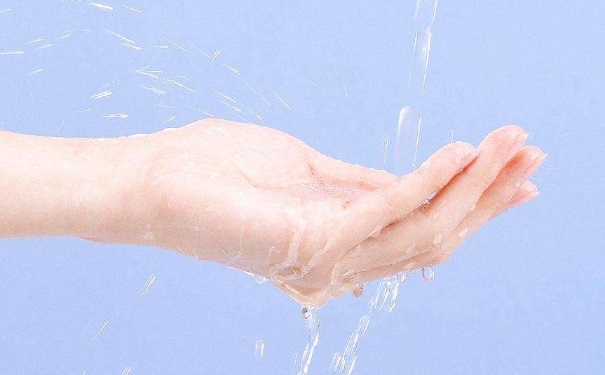 手雞眼是怎么形成的？為什么手上會長雞眼？(1)