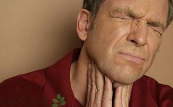 哪些食物能治療喉嚨發(fā)炎？吃什么能治療喉嚨發(fā)炎？(1)