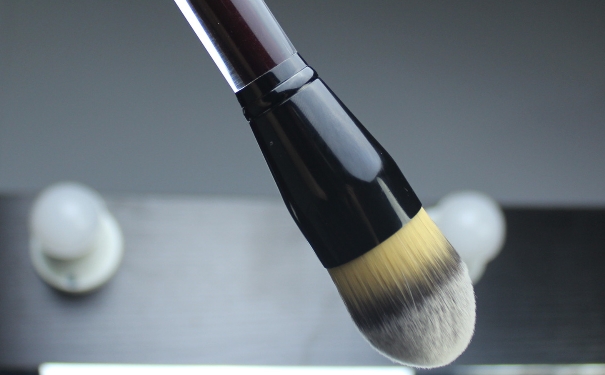 kevyn aucoin化妝刷怎么樣？KA化妝刷怎么用？(1)