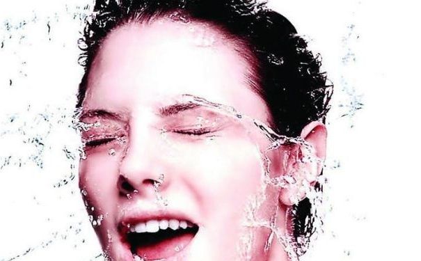 皮膚干燥吃什么食物比較好？多吃哪些食物能夠補(bǔ)水？(1)