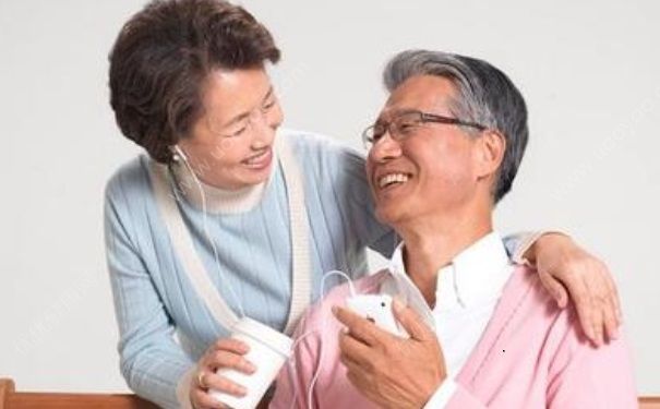 老人不宜吃的食物有哪些？哪些食物老人吃了對身體好？(1)