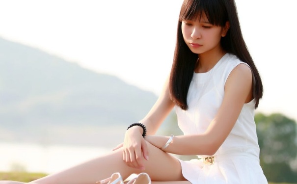 十八歲女孩外陰長(zhǎng)什么樣正常？十八歲女孩外陰是什么樣子的？(1)