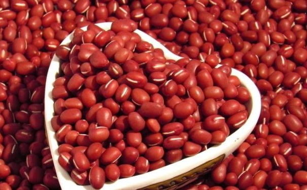 女人多吃紅豆有什么好處？紅豆有哪些營(yíng)養(yǎng)價(jià)值？(1)