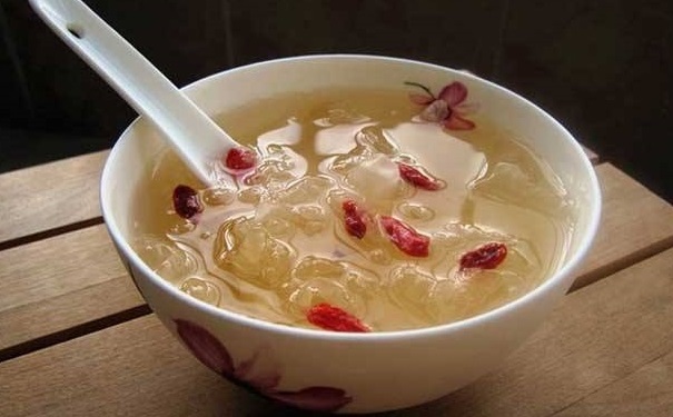 女人吃什么食物補(bǔ)氣血？女性補(bǔ)氣血的食譜有哪些？(1)