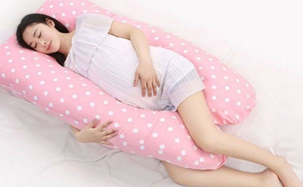 孕婦使用孕婦枕有哪些好處？如何選擇舒適的孕婦枕？(1)