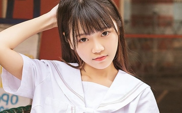 月經(jīng)不調(diào)會(huì)導(dǎo)致身體出現(xiàn)哪些問題？女人月經(jīng)不調(diào)會(huì)口臭嗎？(1)