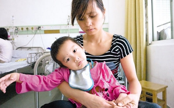 腦癱兒異常姿勢(shì)怎么改掉？腦癱兒異常姿勢(shì)怎么鍛煉？(1)