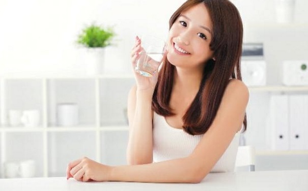 過年期間怎么預(yù)防痔瘡？痔瘡患者多吃哪些食物好？(1)