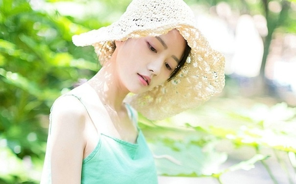 女性月經(jīng)不調(diào)的癥狀表現(xiàn)有哪些？月經(jīng)不調(diào)的恢復(fù)方法有哪些？(1)