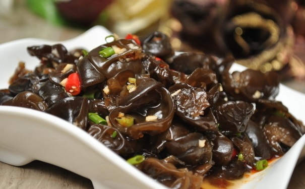 吃什么食物可以預(yù)防痔瘡？預(yù)防痔瘡的運(yùn)動方式有哪些？(1)