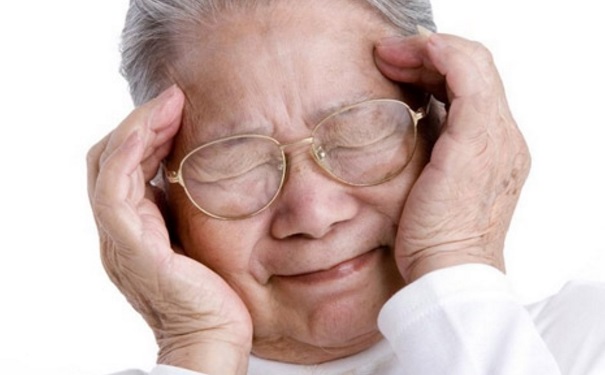 怎么預(yù)防老人中風(fēng)？老人中風(fēng)是什么原因？(1)