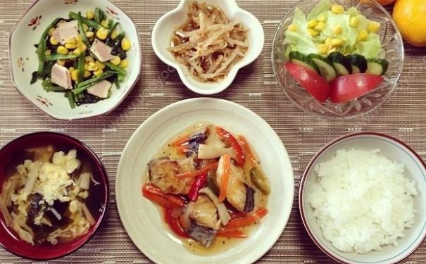 飯后應(yīng)該注意什么？飯后有哪些禁忌？(1)