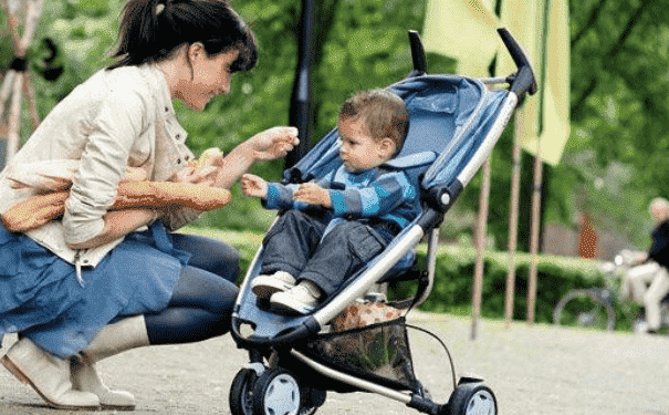 嬰兒推車什么牌子好？嬰兒推車可以帶上飛機嗎？(1)