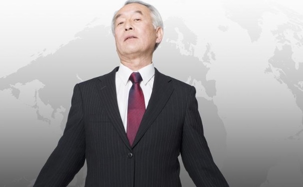 老人如何預(yù)防腰部扭傷？腰扭傷了吃什么好？(1)