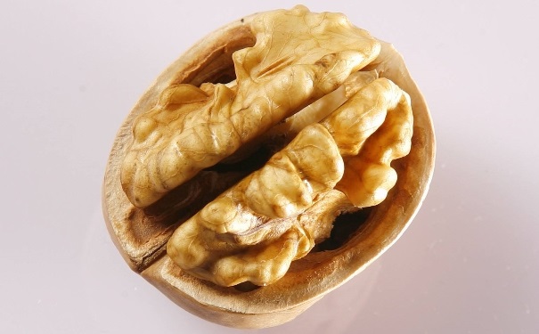 孩子補腦吃什么好？怎樣讓孩子更聰明？(1)