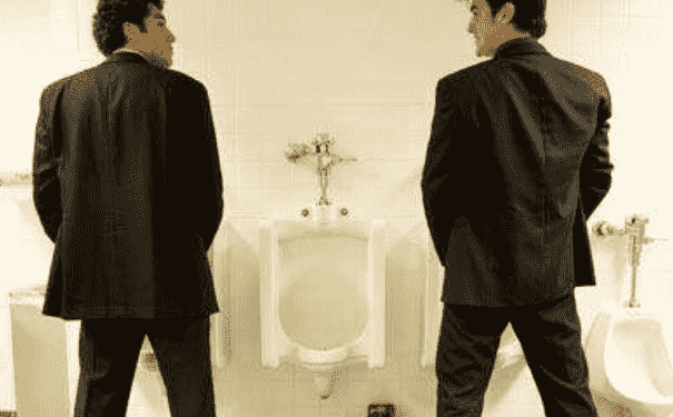 男性站著排尿科學(xué)嗎？男性為什么要站著尿尿？(1)