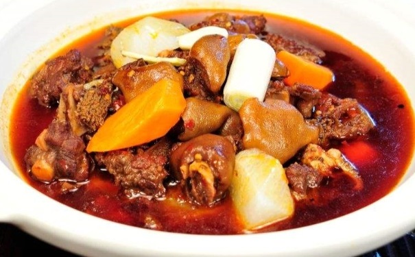 女性滋陰補(bǔ)血吃什么食物好？滋陰補(bǔ)血的食譜(1)