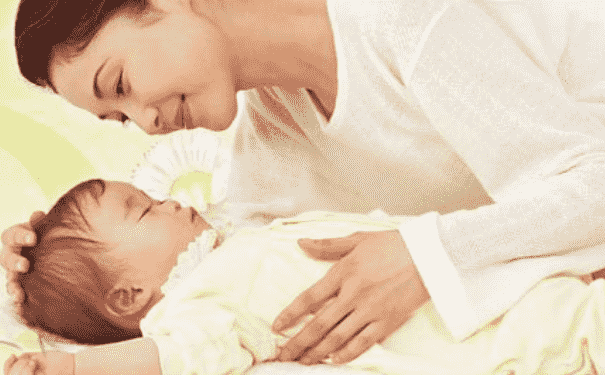 催乳師是做什么的？催乳師怎么給產(chǎn)婦催乳？(1)
