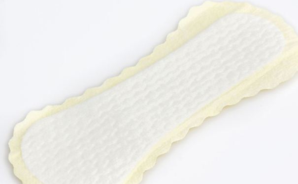 女性使用衛(wèi)生巾有哪些常見錯誤？女性該如何正確使用衛(wèi)生巾？(1)