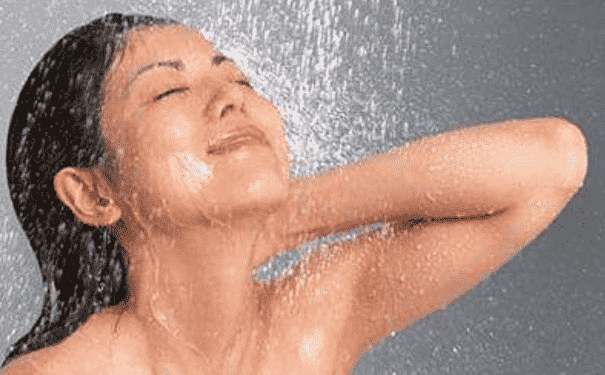 夏天坐月子能洗澡嗎？夏天坐月子能不能洗澡？(1)