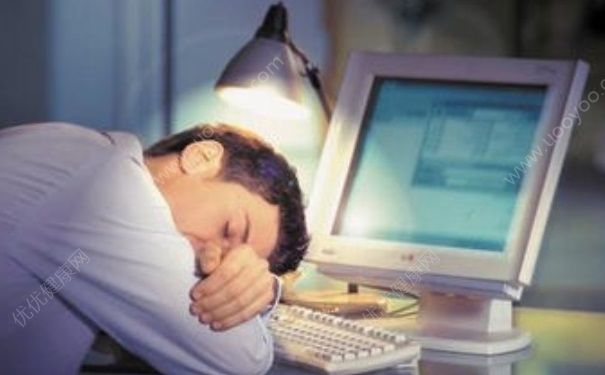 女性在熬夜后吃什么可以滋補(bǔ)？熬夜之后怎么做可以恢復(fù)精力？(1)