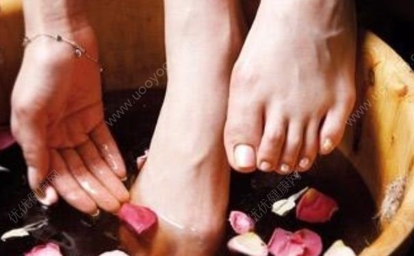 經(jīng)常泡腳有哪些好處？正確泡腳有哪些要求？(1)