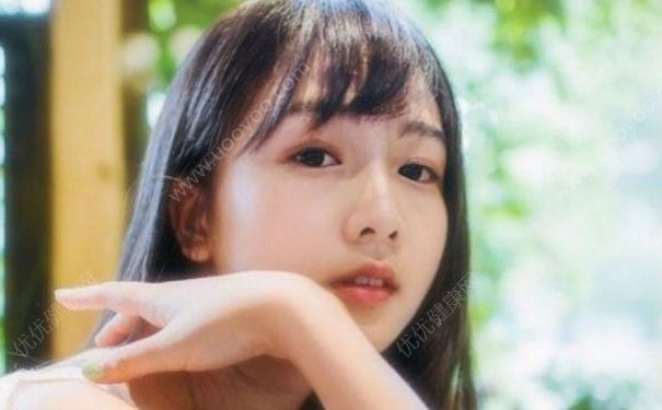 臉上的痤瘡會給身體帶來什么危害？臉上長痤瘡有什么影響？(1)