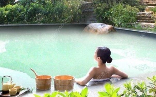 夏天能泡溫泉嗎？夏天泡溫泉的好處有哪些？(1)