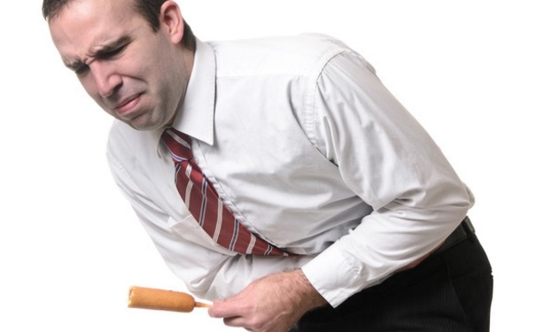 男人小腹痛怎么回事？男人小腹墜痛是前列腺炎嗎？(1)