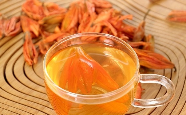 百合花茶何時喝最好？百合花茶的養(yǎng)生功效有哪些？(1)