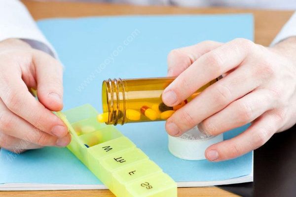 膠囊藥物可以剝開服用嗎？膠囊藥物影響療效嗎？(2)