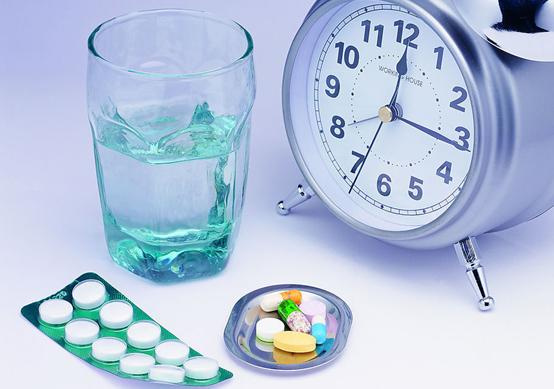 為什么服用激素類藥物需要補鈣？服用激素類藥物補鈣怎么補？(1)