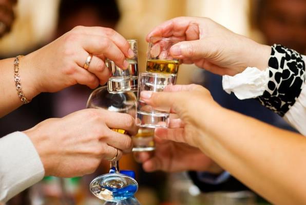 如何正確的飲酒？喝酒時(shí)有哪些小妙招？