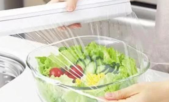 怎么正確使用保鮮膜？哪些食物不可以用保鮮膜？