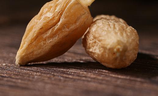 麥冬泡水喝有什么好處？麥冬泡水喝有哪些禁忌？