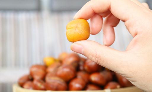 糖炒栗子用什么栗子？糖炒栗子要放油嗎