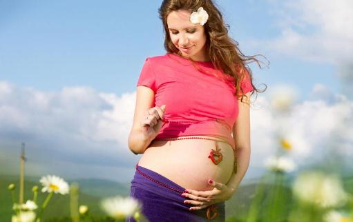 孕期散步有助于順產(chǎn)嗎？孕婦散步要注意什么？