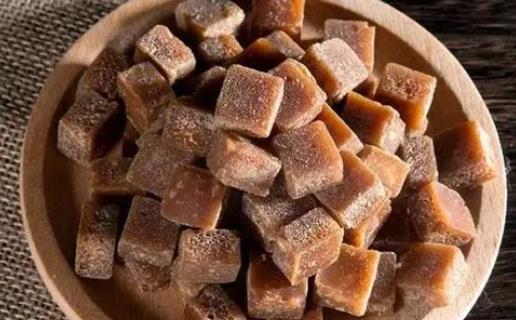 秋梨膏和梨湯哪個(gè)效果好？梨膏糖真的有效嗎