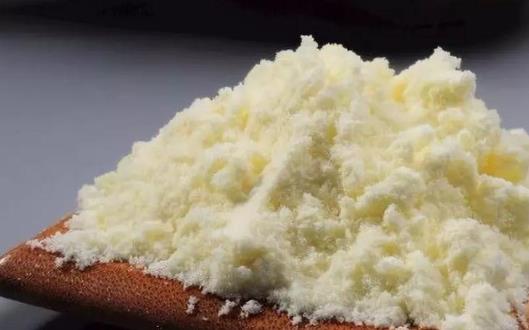 脫脂奶粉有營(yíng)養(yǎng)嗎？全脂奶粉和脫脂奶粉的區(qū)別