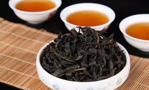喝大紅袍有哪些好處？大紅袍和紅茶的區(qū)別