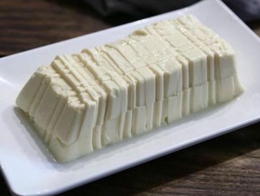 內(nèi)酯豆腐和嫩豆腐的區(qū)別 內(nèi)酯豆腐可以直接吃嗎？