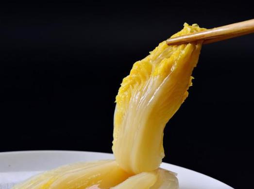腌酸菜有什么技巧？酸菜的自制方法