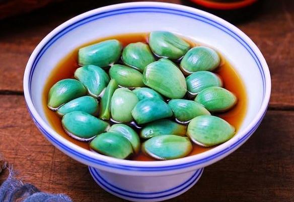 臘八蒜的功效有哪些？臘八蒜吃多了有壞處嗎？