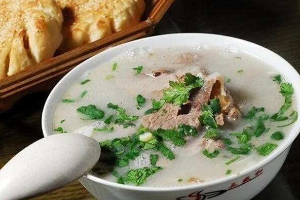 喝完羊湯能吃西瓜嗎？螃蟹和羊湯可以一起吃嗎？